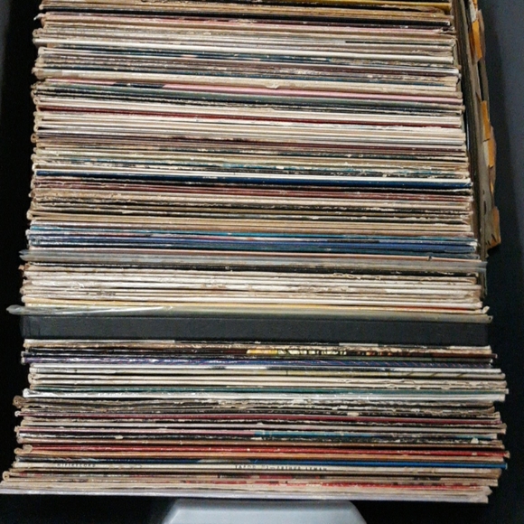 😮🎶 Vintage Vinyl 🎶😮 - Picture 3 of 10